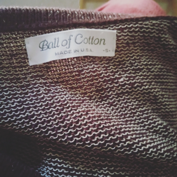 HOST PICK! 🔥 Color of The Year! Ball of Yarn Handknit Tank NWT 🤶 🕎 Gift… - Picture 8 of 9